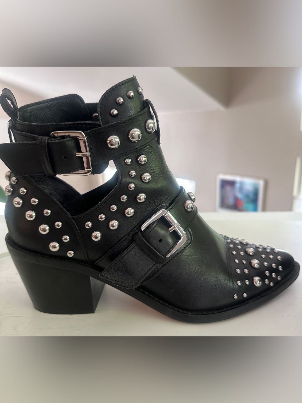Kurt Geiger Sybil black studded leather boot booties 40 9